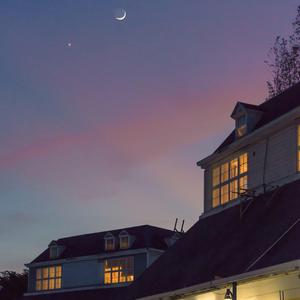 黄色小说妈妈和我爱爱
